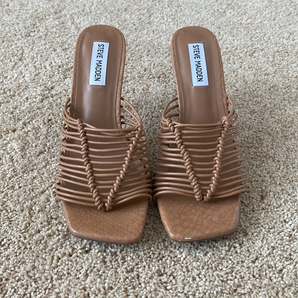 Steve Madden high heel slip on sandals - Picture 2 of 5